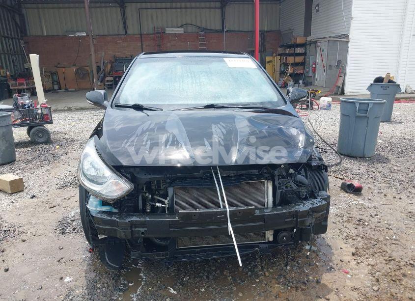 Photo 12 of 2013 Hyundai Accent SE (VIN KMHCU5AE3DU109006)