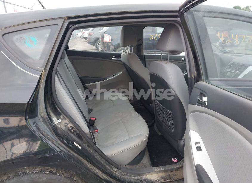 Photo 8 of 2012 Hyundai Accent SE (VIN KMHCU5AE4CU023105)