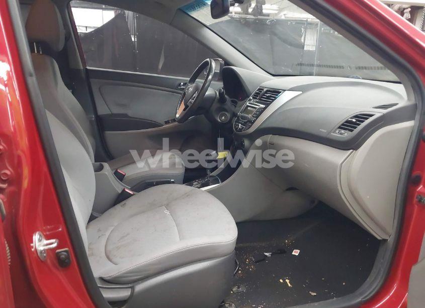 Photo 5 of 2013 Hyundai Accent SE (VIN KMHCU5AE4DU091826)