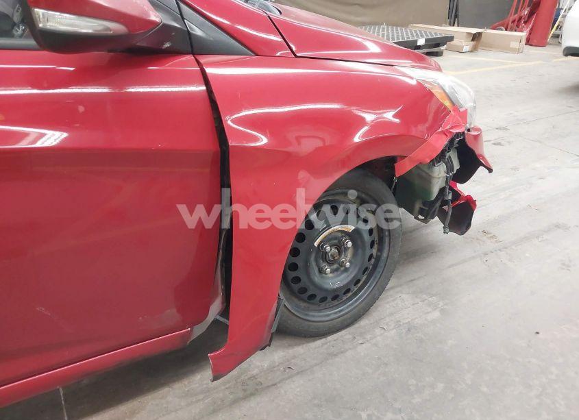 Photo 6 of 2013 Hyundai Accent SE (VIN KMHCU5AE4DU091826)