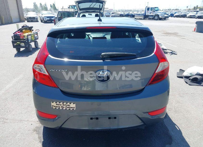 Photo 17 of 2012 Hyundai Accent SE (VIN KMHCU5AE5CU022142)