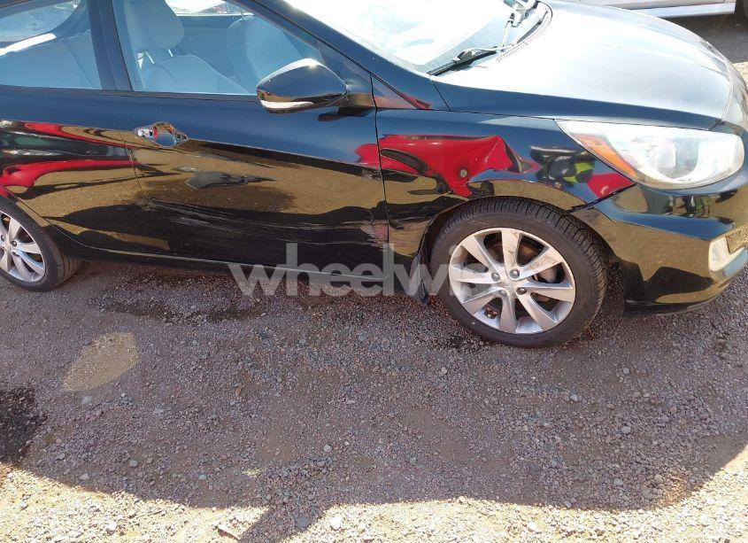 Photo 6 of 2013 Hyundai Accent SE (VIN KMHCU5AE5DU134165)