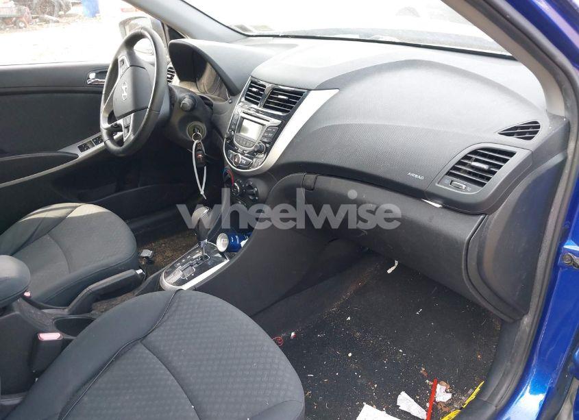 Photo 5 of 2013 Hyundai Accent SE (VIN KMHCU5AE7DU085650)