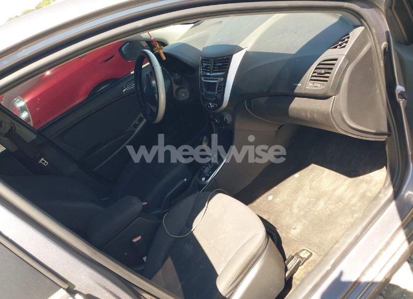 Photo 5 of 2014 Hyundai Accent SE (VIN KMHCU5AE9EU142285)