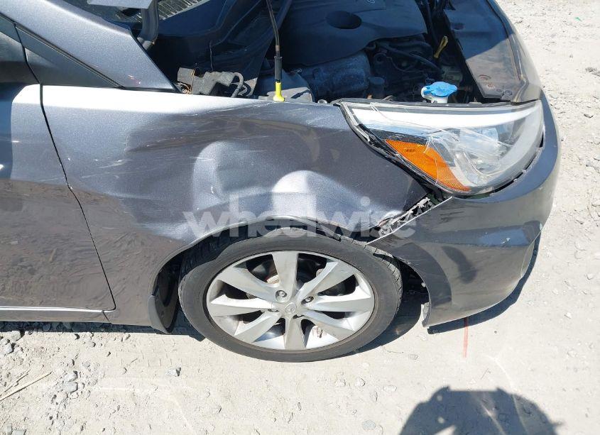 Photo 6 of 2014 Hyundai Accent SE (VIN KMHCU5AE9EU142285)