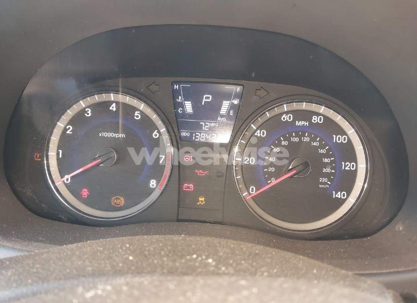 Photo 7 of 2014 Hyundai Accent SE (VIN KMHCU5AE9EU142285)