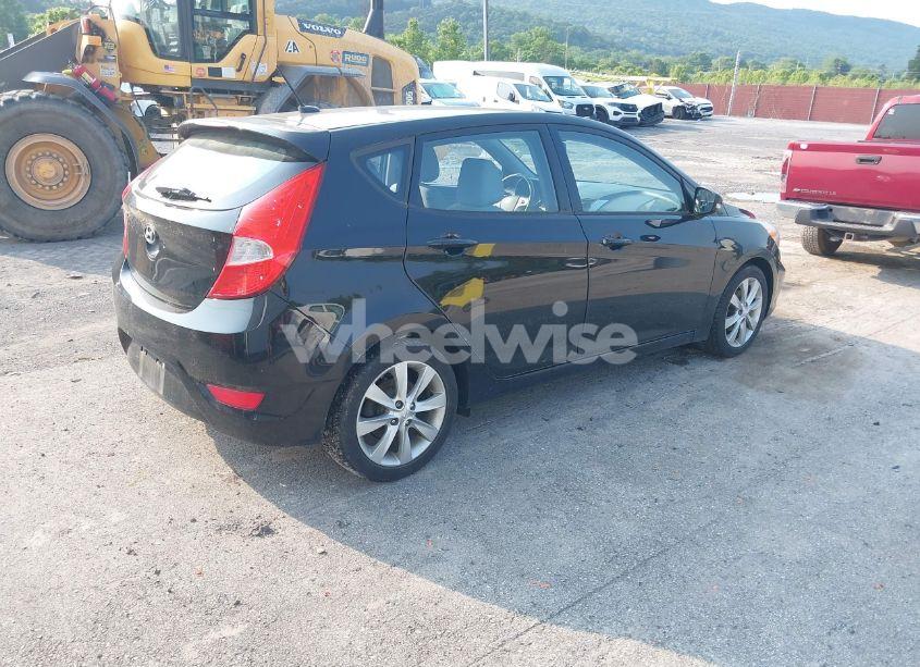 Photo 4 of 2014 Hyundai Accent SE (VIN KMHCU5AEXEU152291)