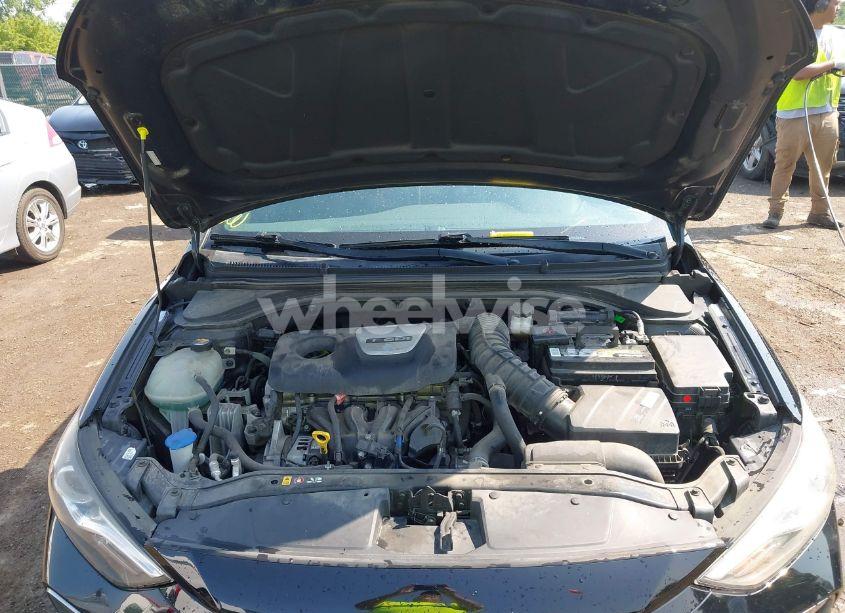 Photo 10 of 2018 Hyundai Elantra SPORT (VIN KMHD04LB0JU703254)