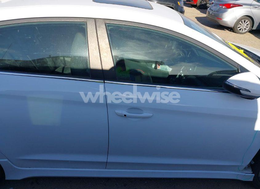 Photo 14 of 2020 Hyundai Elantra SPORT (VIN KMHD04LB5LU961269)