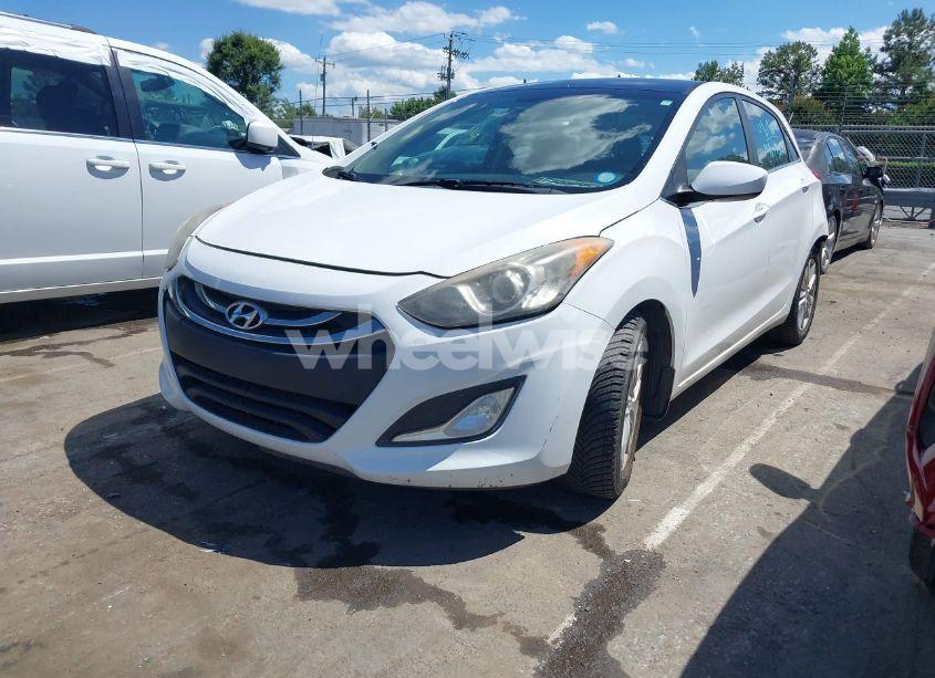 Photo 2 of 2013 Hyundai Elantra GT (VIN KMHD35LE0DU048685)