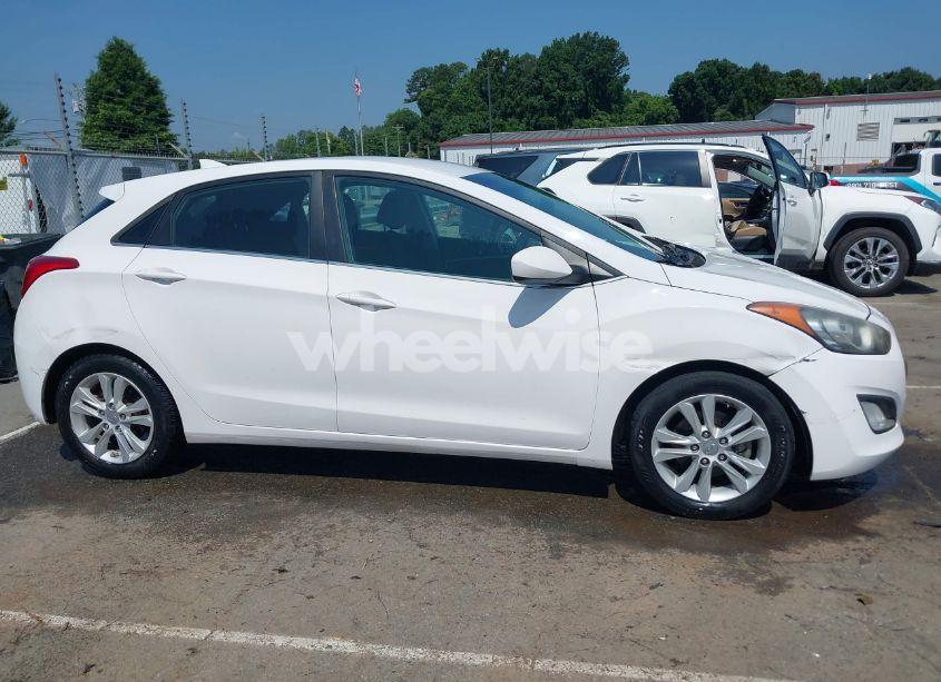 Photo 6 of 2013 Hyundai Elantra GT (VIN KMHD35LE0DU088118)
