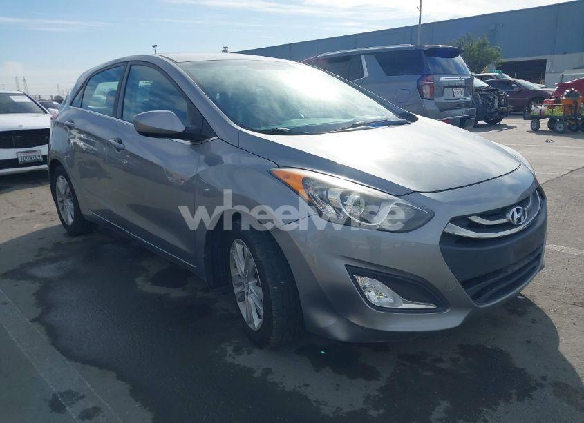 2013 Hyundai Elantra GT (VIN KMHD35LE0DU107881) main photo