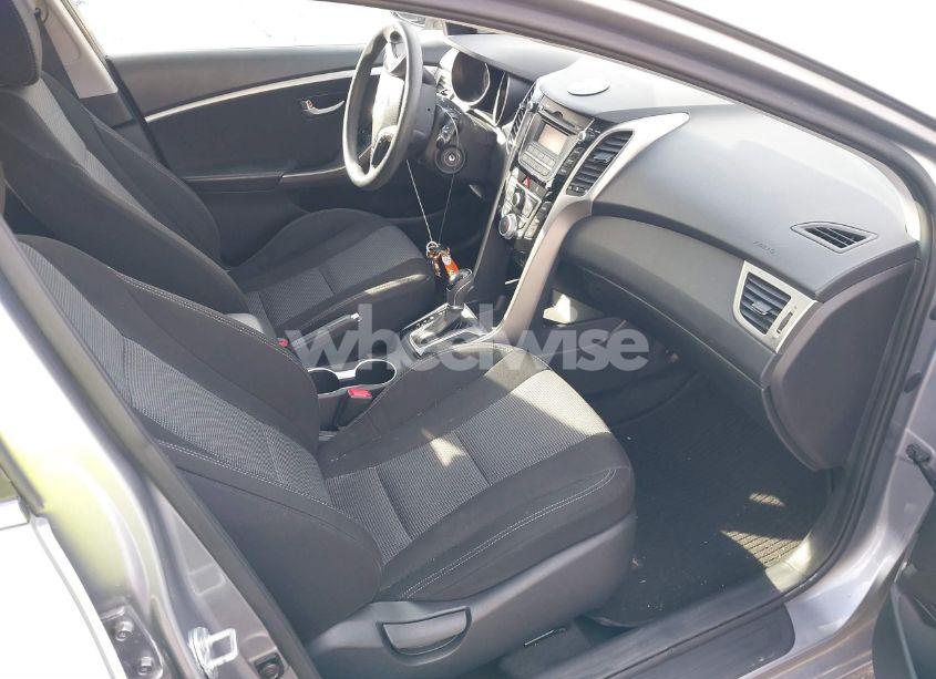 Photo 5 of 2013 Hyundai Elantra GT (VIN KMHD35LE0DU107881)