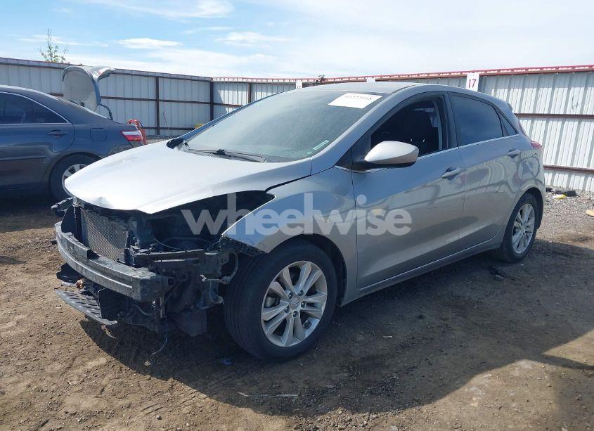 Photo 2 of 2013 Hyundai Elantra GT (VIN KMHD35LE0DU109453)