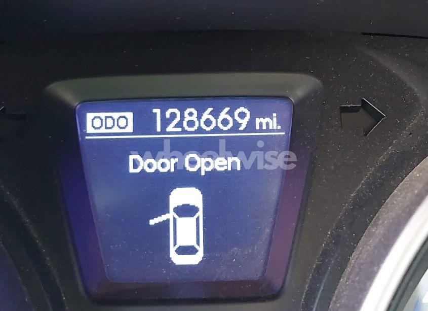 Photo 7 of 2013 Hyundai Elantra GT (VIN KMHD35LE0DU109453)