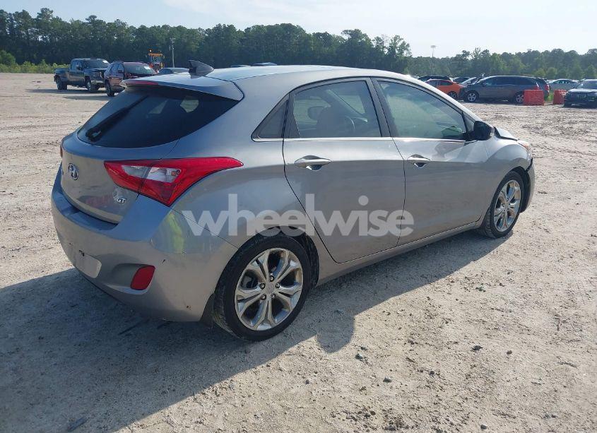 Photo 4 of 2013 Hyundai Elantra GT (VIN KMHD35LE2DU052124)