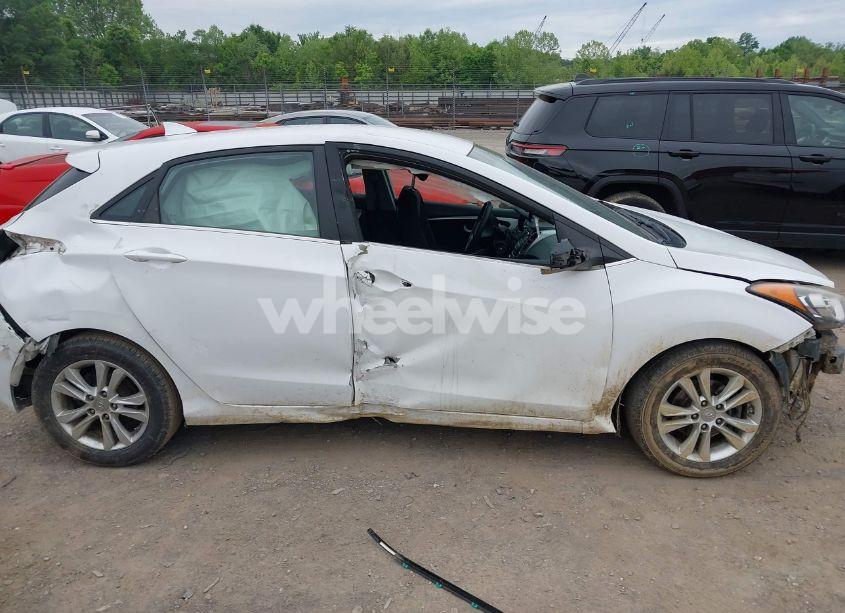 Photo 13 of 2013 Hyundai Elantra GT (VIN KMHD35LE2DU151784)