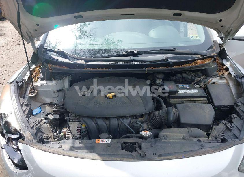 Photo 10 of 2013 Hyundai Elantra GT (VIN KMHD35LE8DU033609)