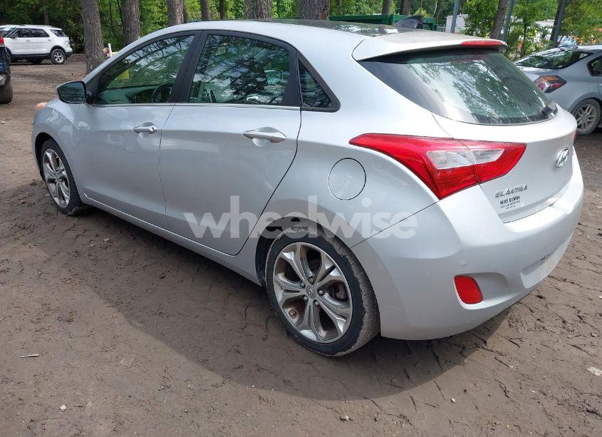 Photo 3 of 2013 Hyundai Elantra GT (VIN KMHD35LE8DU033609)