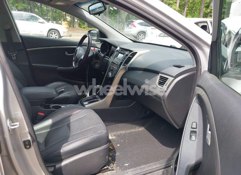 Photo 5 of 2013 Hyundai Elantra GT (VIN KMHD35LE8DU033609)
