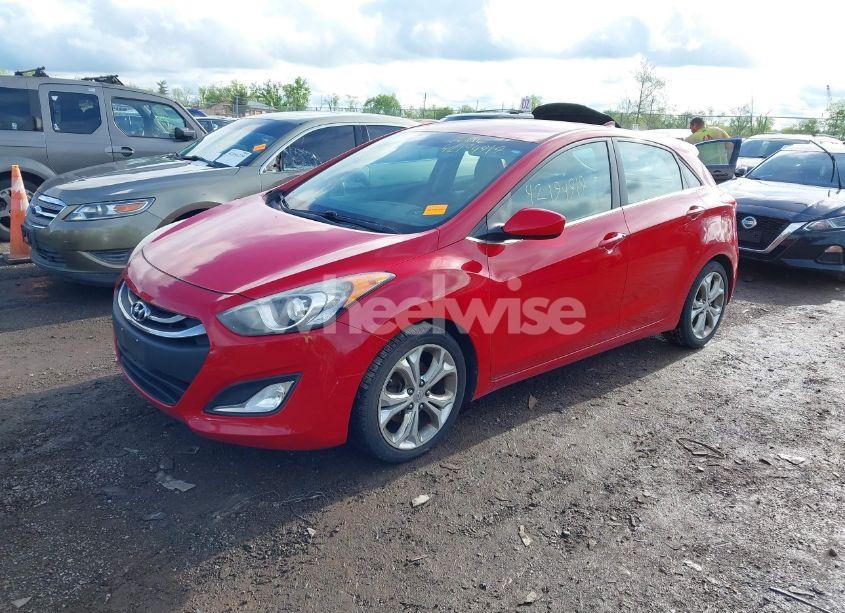 Photo 2 of 2013 Hyundai Elantra GT (VIN KMHD35LE8DU093521)