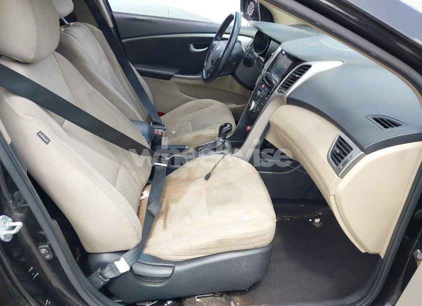 Photo 5 of 2013 Hyundai Elantra GT (VIN KMHD35LE8DU104632)