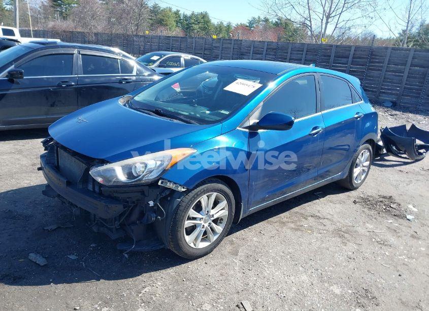 Photo 2 of 2013 Hyundai Elantra GT (VIN KMHD35LE8DU137209)