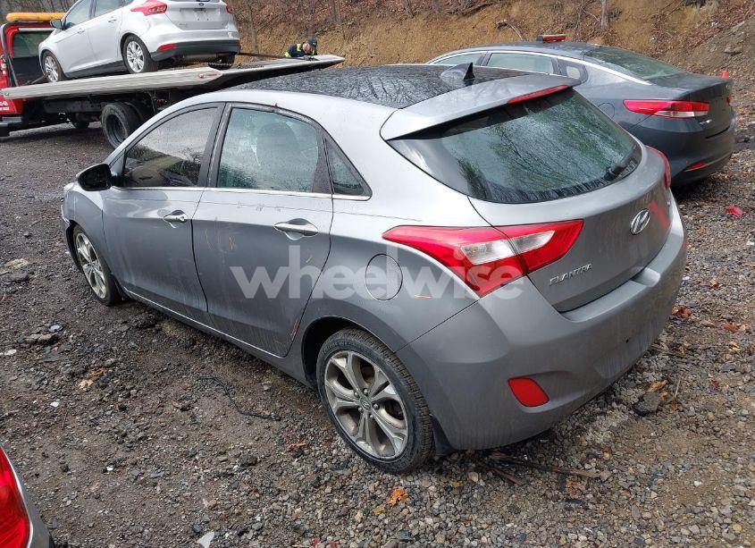 Photo 3 of 2013 Hyundai Elantra GT (VIN KMHD35LE9DU037572)