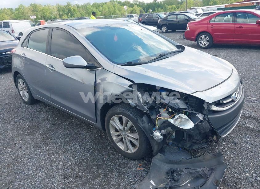 2013 Hyundai Elantra GT (VIN KMHD35LE9DU059443) main photo