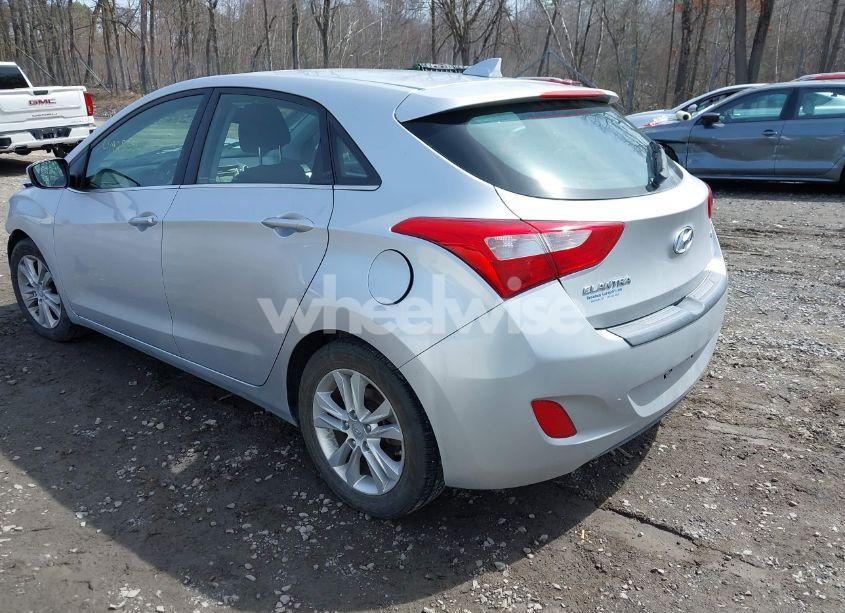 Photo 3 of 2013 Hyundai Elantra GT (VIN KMHD35LEXDU126664)