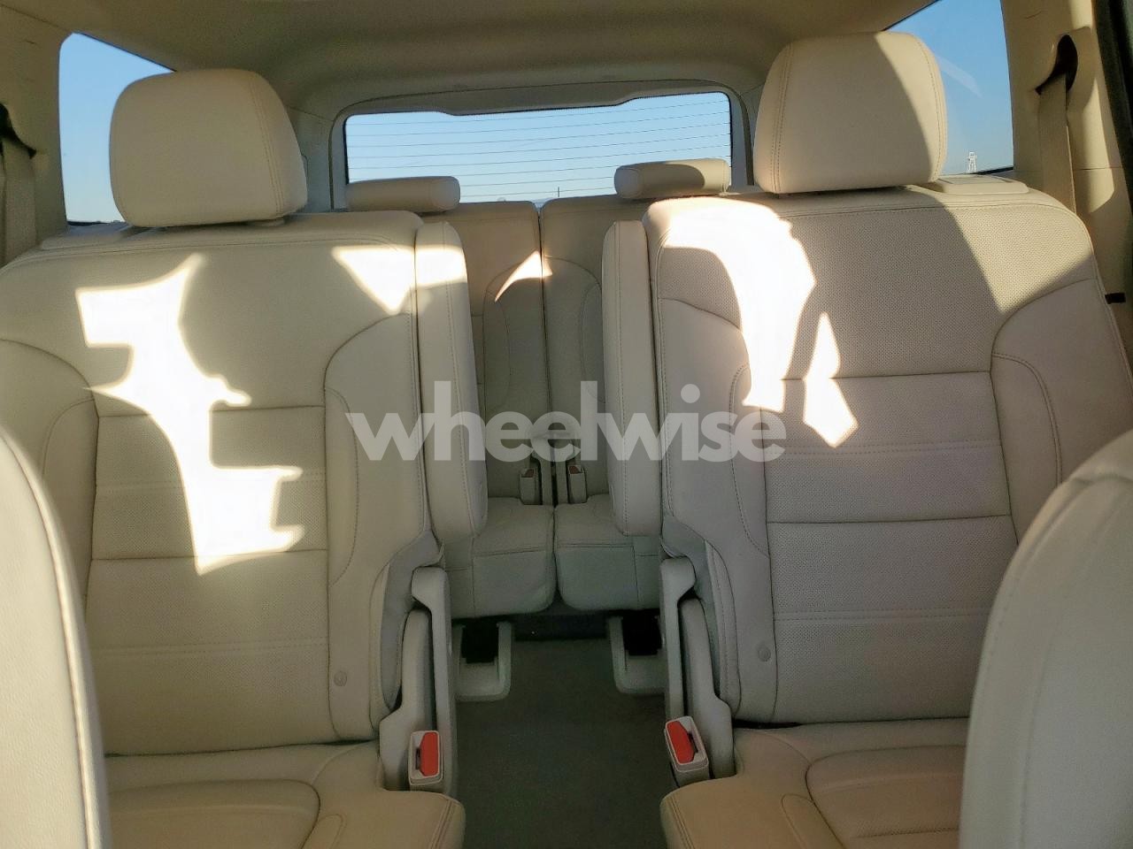 Photo 10 of 2023 GMC ACADIA DENALI (VIN KMHD35LH0EU207586)