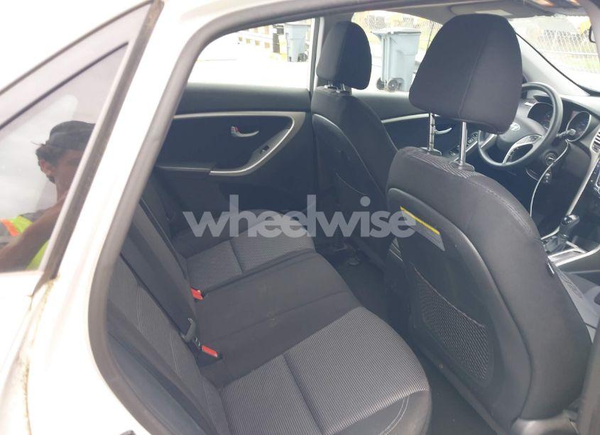 Photo 8 of 2016 Hyundai Elantra GT (VIN KMHD35LH0GU285904)