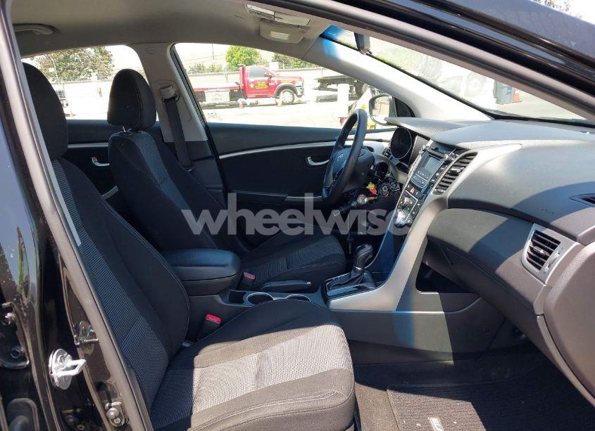 Photo 5 of 2014 Hyundai Elantra GT (VIN KMHD35LH1EU233212)