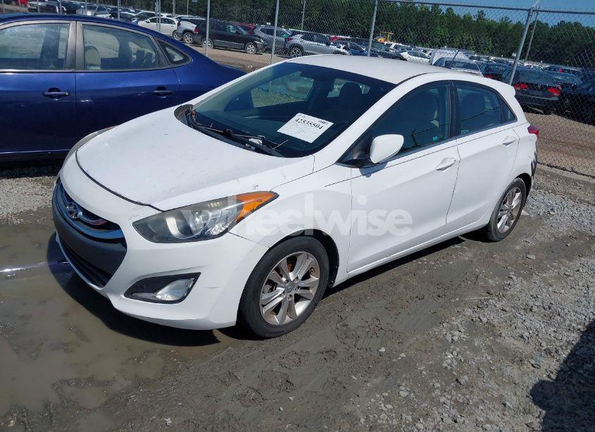 Photo 2 of 2014 Hyundai Elantra GT (VIN KMHD35LH3EU224043)