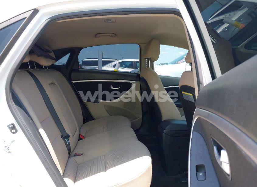 Photo 8 of 2014 Hyundai Elantra GT (VIN KMHD35LH3EU224558)