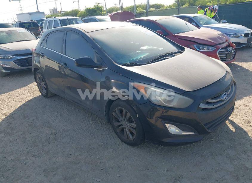 2014 Hyundai Elantra GT (VIN KMHD35LH3EU234636) main photo