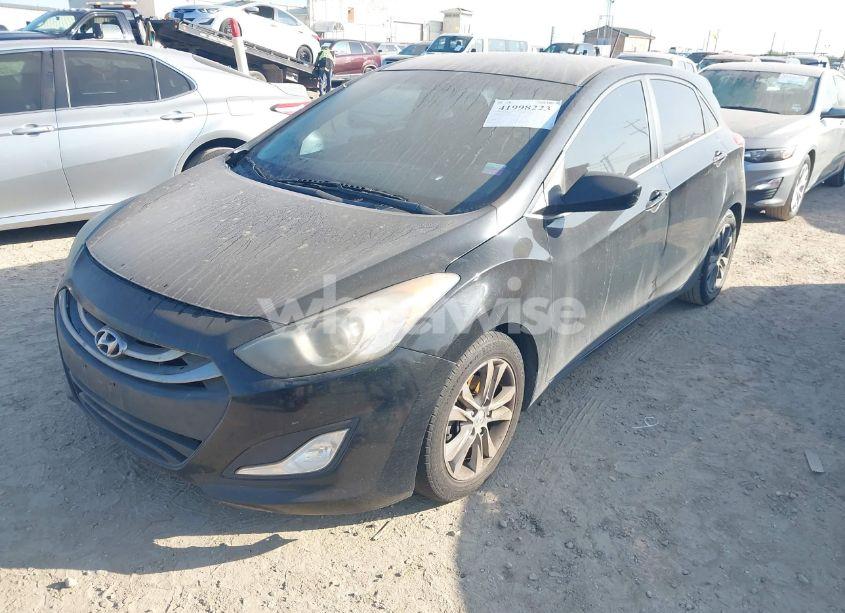 Photo 2 of 2014 Hyundai Elantra GT (VIN KMHD35LH3EU234636)