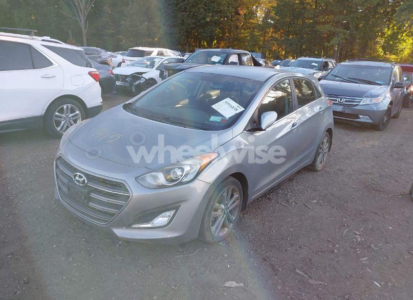 Photo 2 of 2016 Hyundai Elantra GT (VIN KMHD35LH3GU275657)