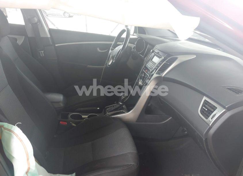 Photo 5 of 2016 Hyundai Elantra GT (VIN KMHD35LH3GU292250)