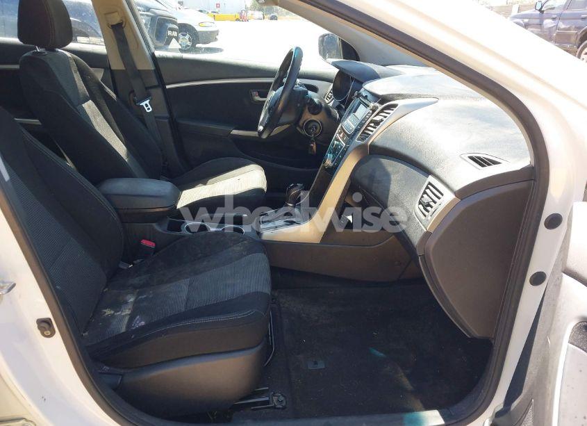 Photo 5 of 2014 Hyundai Elantra GT (VIN KMHD35LH4EU211611)