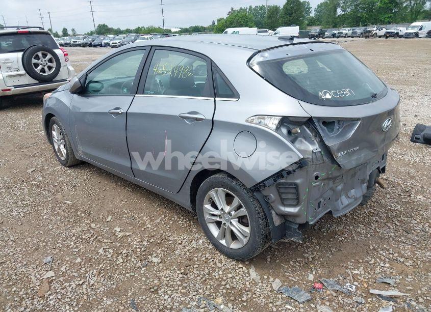 Photo 3 of 2014 Hyundai Elantra GT (VIN KMHD35LH5EU187545)