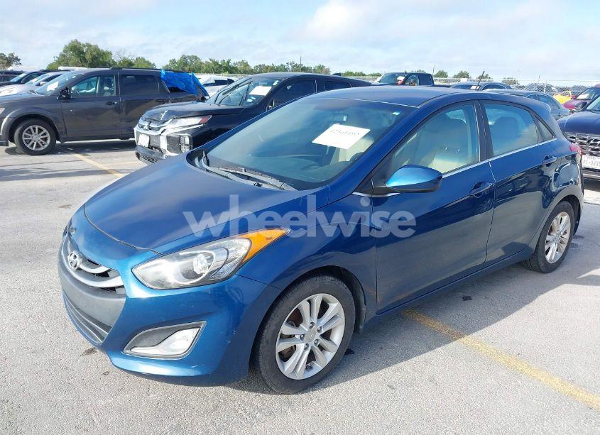 Photo 2 of 2014 Hyundai Elantra GT (VIN KMHD35LH6EU202361)