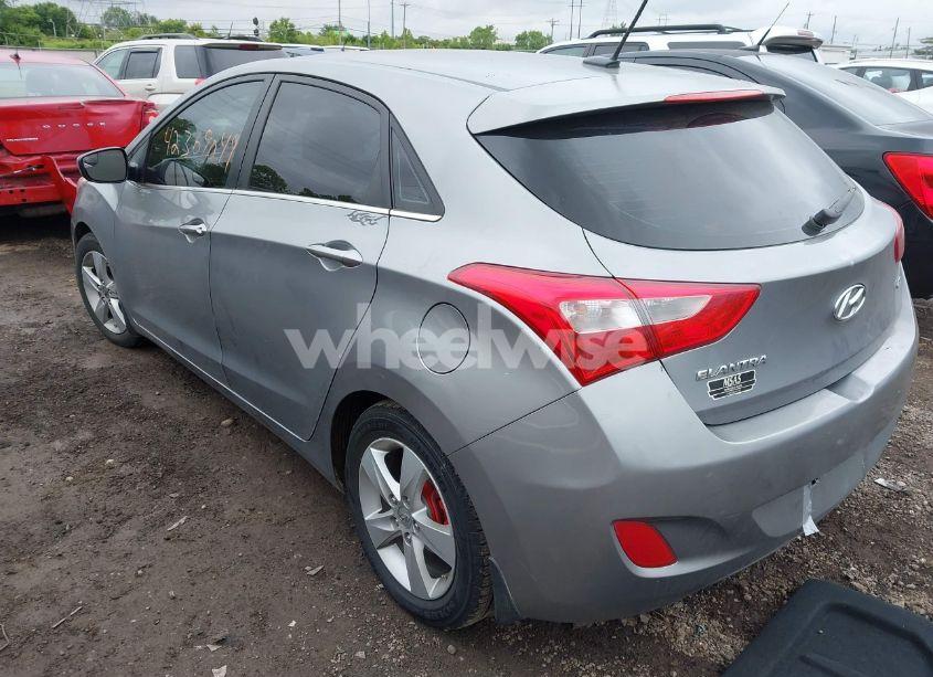 Photo 3 of 2014 Hyundai Elantra GT (VIN KMHD35LH7EU165823)