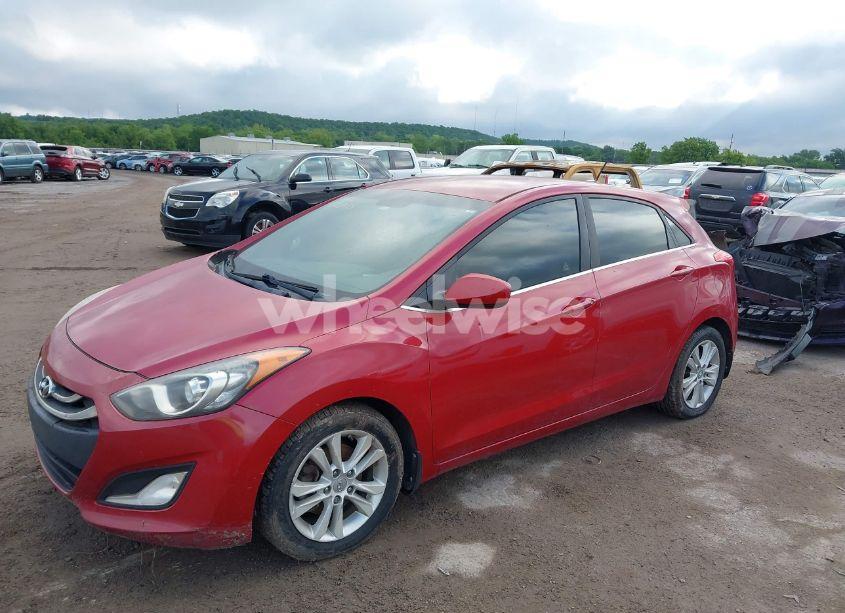 Photo 2 of 2014 Hyundai Elantra GT (VIN KMHD35LH7EU211831)