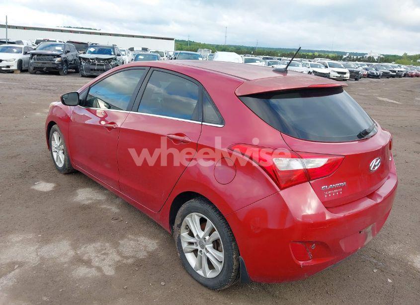 Photo 3 of 2014 Hyundai Elantra GT (VIN KMHD35LH7EU211831)