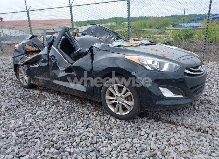 2014 Hyundai Elantra GT (VIN KMHD35LH7EU215393) main photo