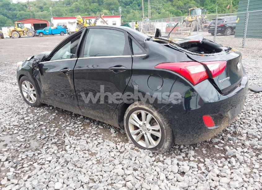 Photo 3 of 2014 Hyundai Elantra GT (VIN KMHD35LH7EU215393)