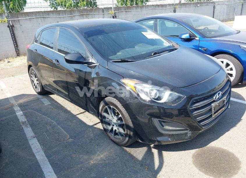 2016 Hyundai Elantra GT (VIN KMHD35LH7GU305856) main photo