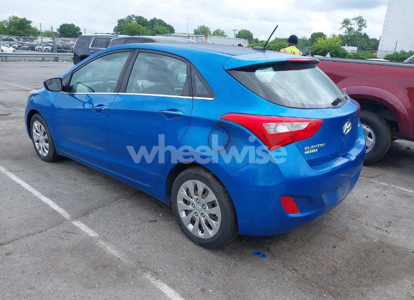Photo 3 of 2017 Hyundai Elantra GT (VIN KMHD35LH7HU356968)