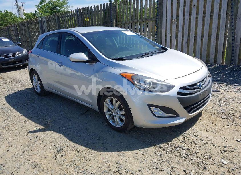 2014 Hyundai Elantra GT (VIN KMHD35LH8EU225740) main photo